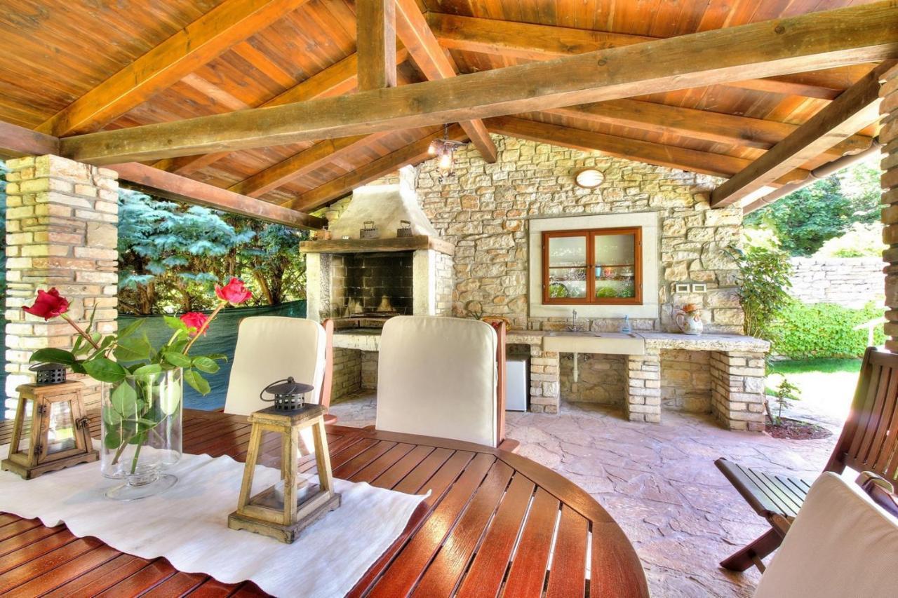 Villa Anthony With 3 Bedroom And Private Pool Near Umag Materada Exteriér fotografie